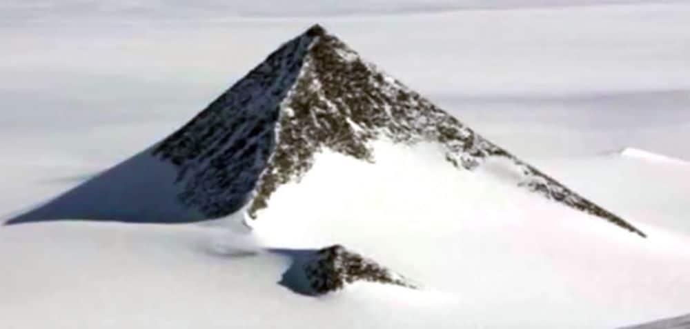 are-pyramids-in-antarctica-the-last-remnants-of-atlantis